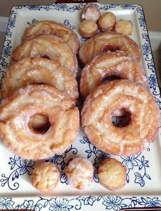 Old fashioned sour cream cake donuts